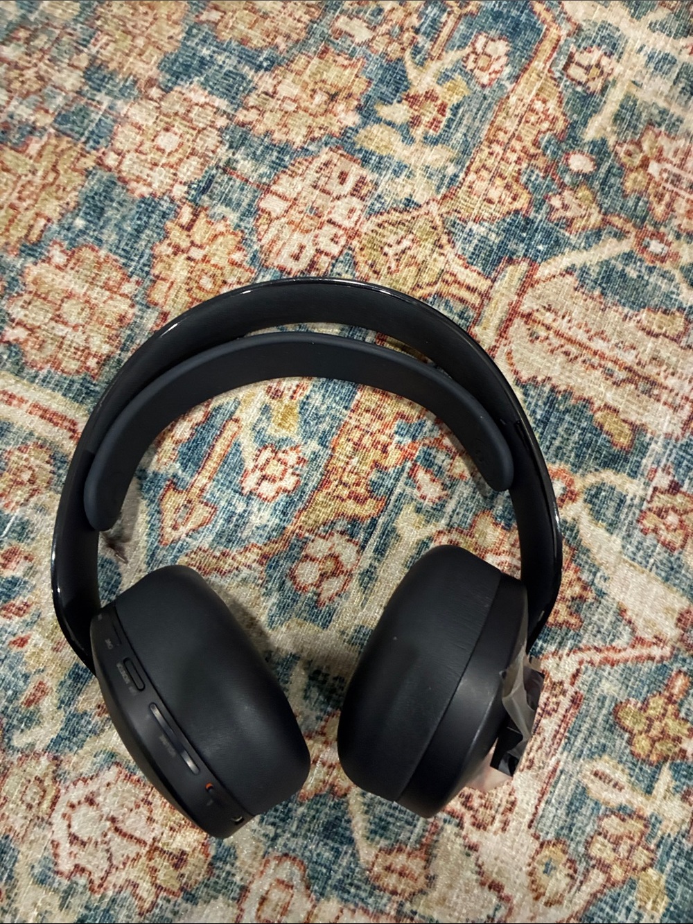 Over-Ear Wireless Headphones in Black